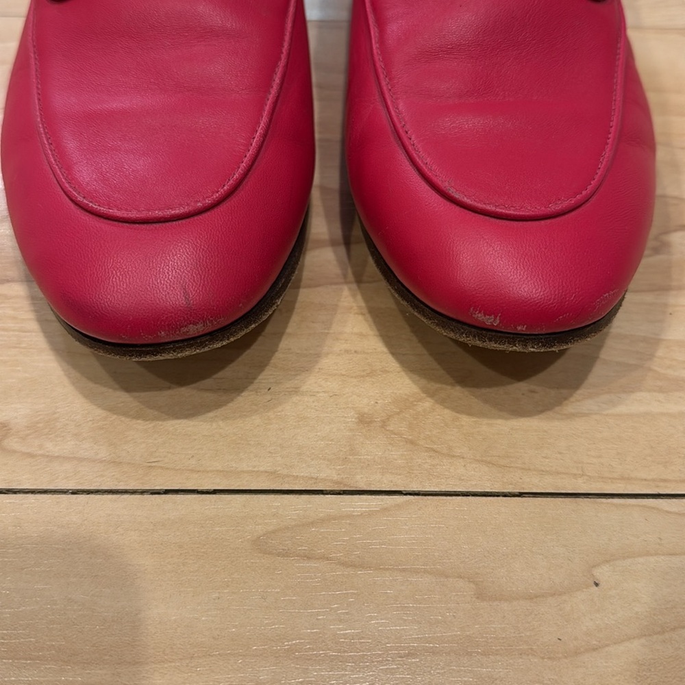 Near perfect! Hot pink Gucci loafer. Size 38. - Picture 3 of 6